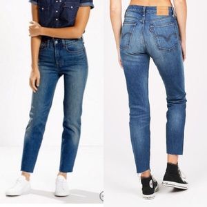 Levi’s original wedgie fit size 24